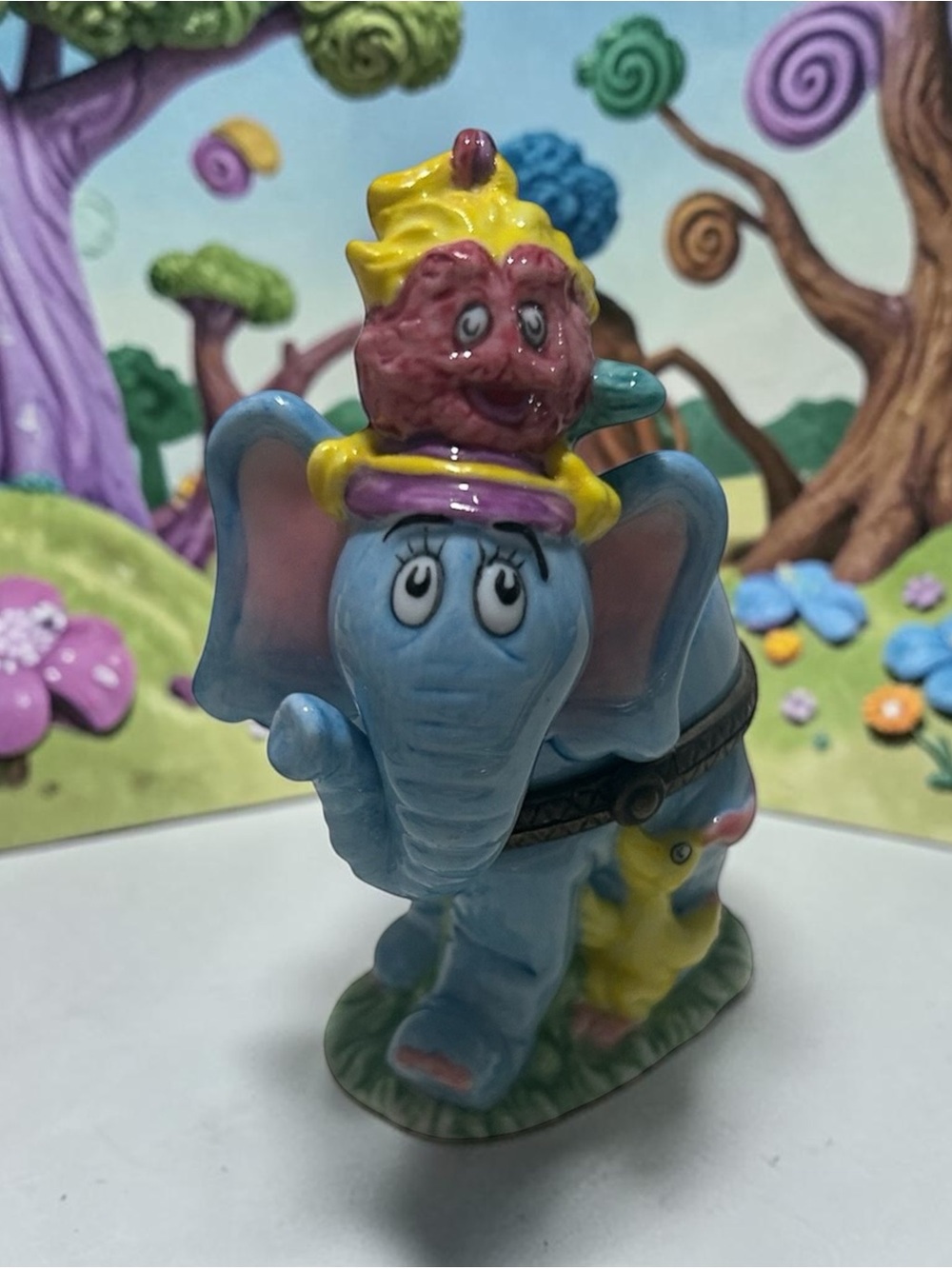 Midwest Of Cannon Falls Doctor Seuss  Horton  Porcelain Hinged Trinket Box